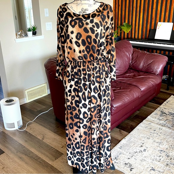 Beautiful Netsi Fashion Leopard Print Maxi Dress Size Large - Picture 2 of 11